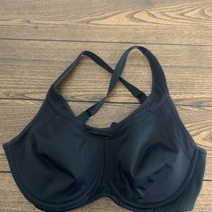 Athleta Glory 2.0 Black Sports Bra 38D